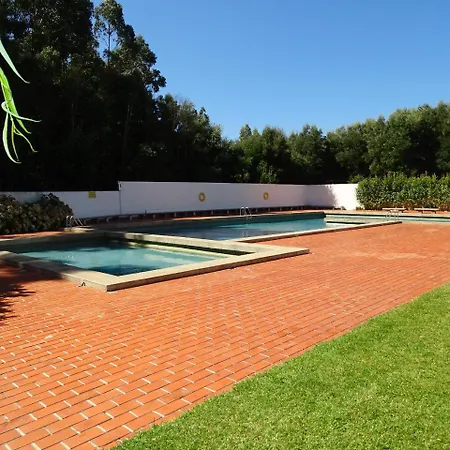 Residencial Arnelas Con Piscina En Apartment *